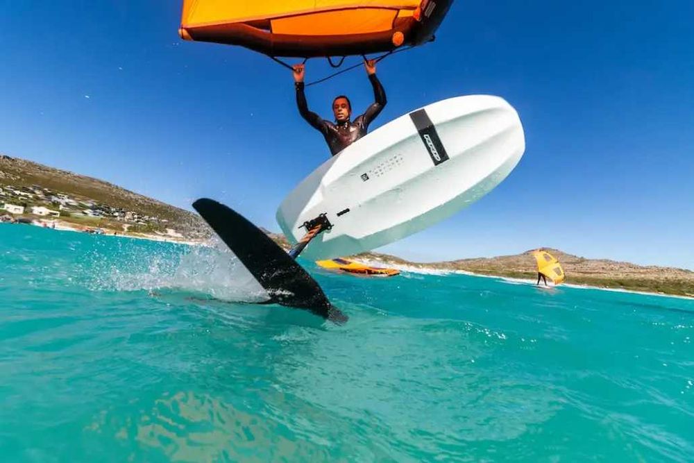 Placa Wingfoiling RRD Beluga Y26/165 90L Board