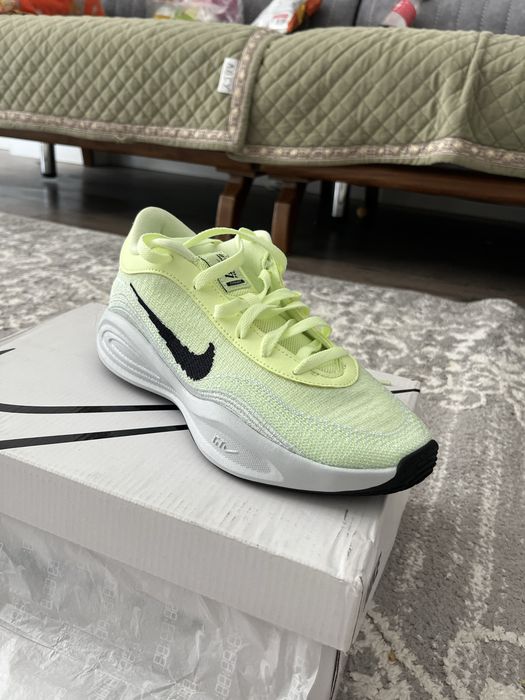 Крассовка NIKE.