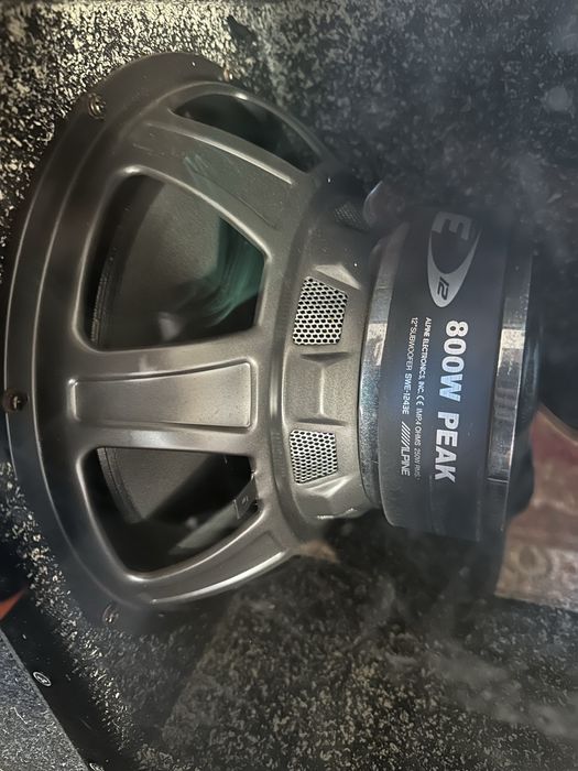 Subwoofer Alpine 800W