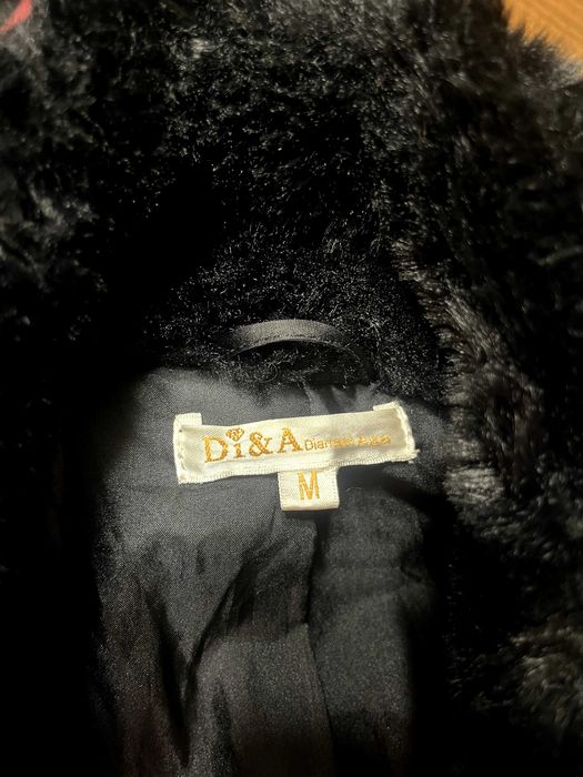 Стилно дамско палто в отлично състояние