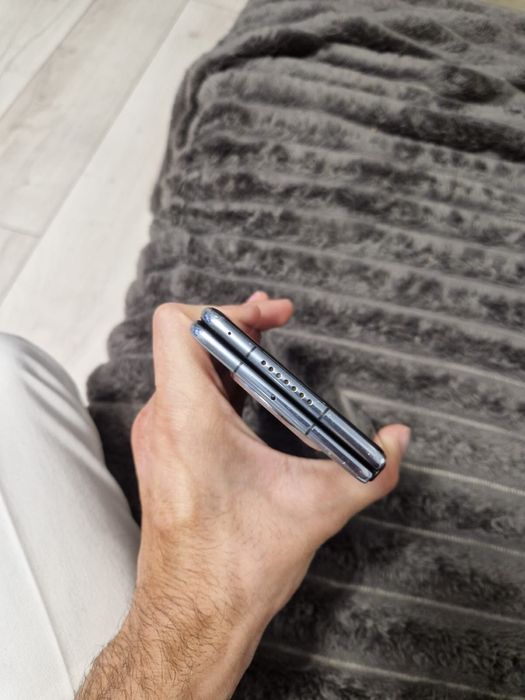 Huawei Mate x3.