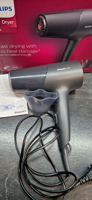 Сешоар Philips 5000 Series с гаранция 1 годинаТехнологията ТермоShield