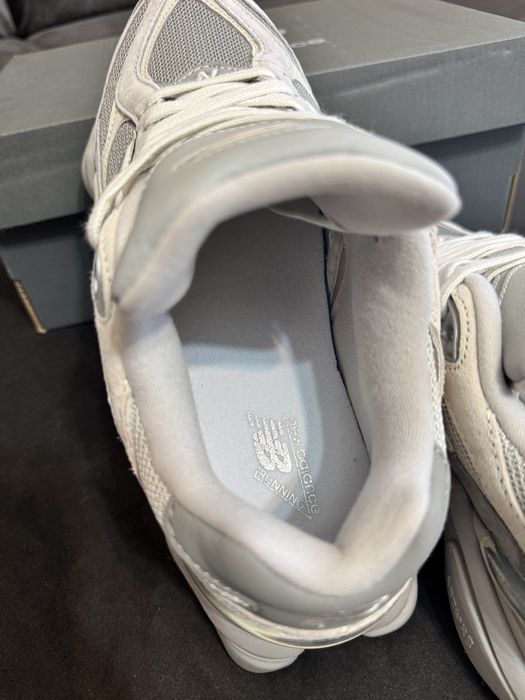 Adidasi New Balance U9060- full box/noi/size 38