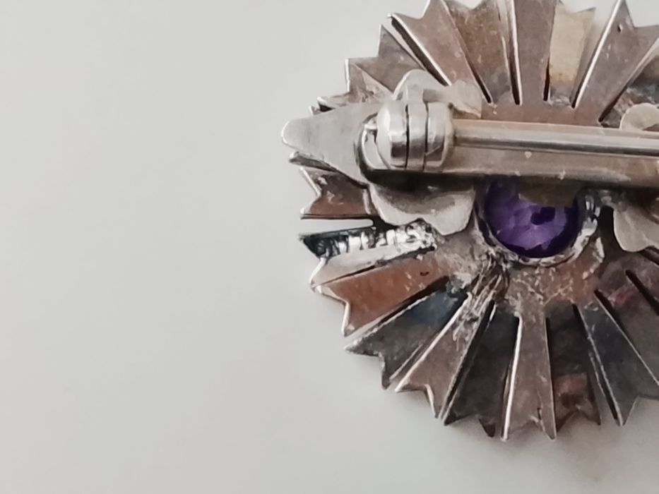 Brose veche din argint, in forma de floare, ametist, STERLING, copii