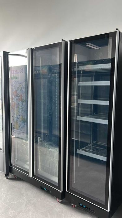 Распродажа Витринный холодильник