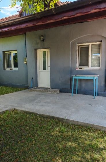 Casă renovată cu 1.000 mp teren – Filiași, Dolj