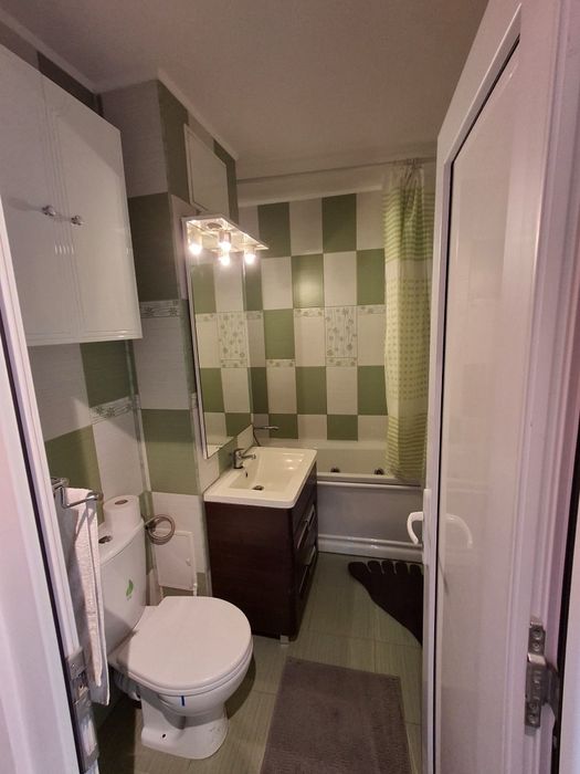 Ofer spre inchiriere apartament cu 3 camere, Medgidia, Zona Nord