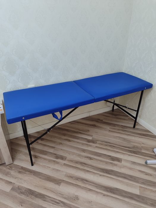 Продам кушетку новую