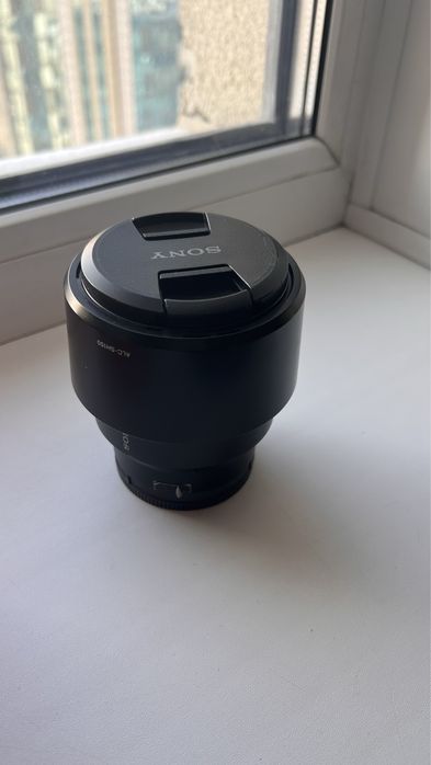 Объектив Sony 85mm f1.8