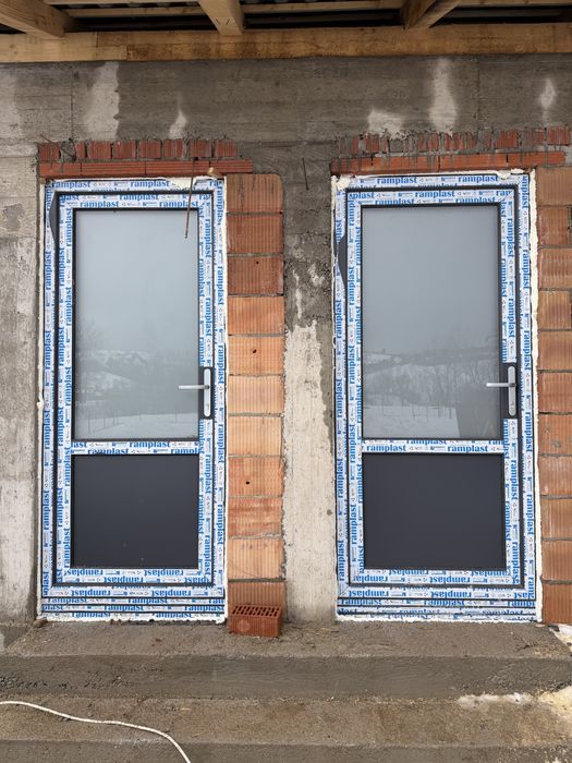 Tamplarie PVC - Termoapne usi de la 999