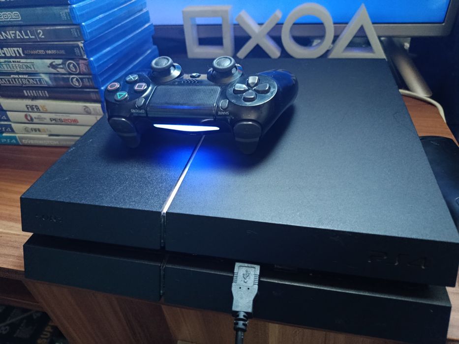 Consola PlayStation 4 PS4 500 GB + 12 jocuri + accesorii
