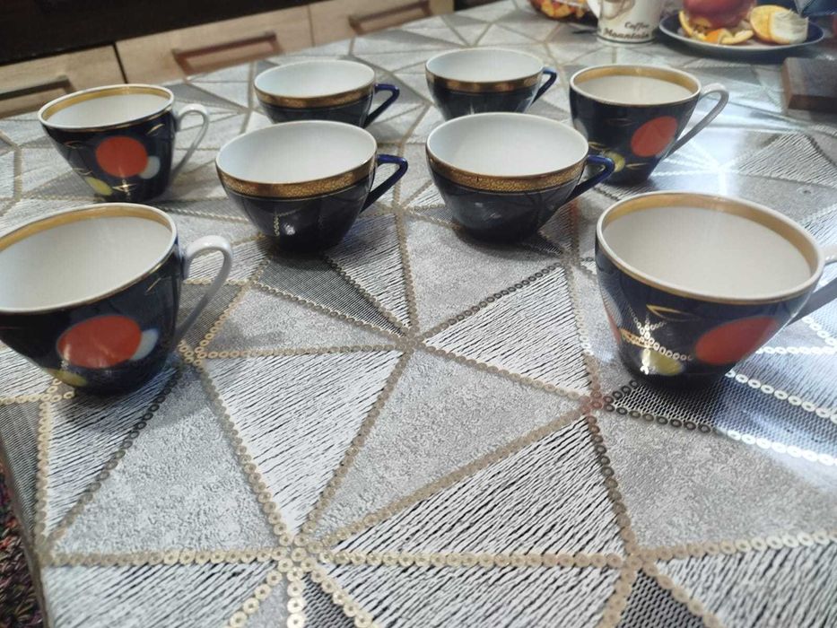 Продам набор чайных чашек