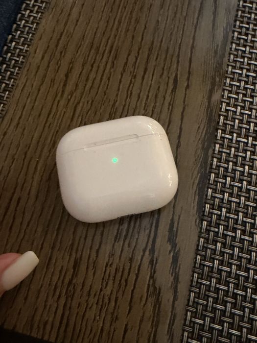 Продам earpods 3