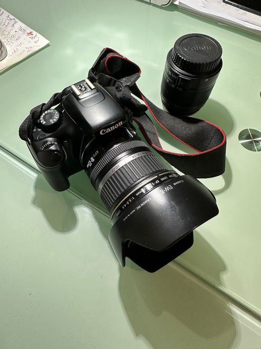 Продам Canon 1100D