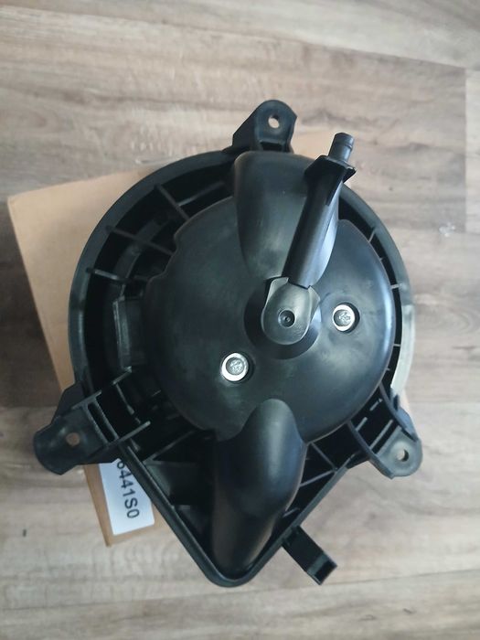 Вентилатор Ситроен Берлинго НОВ