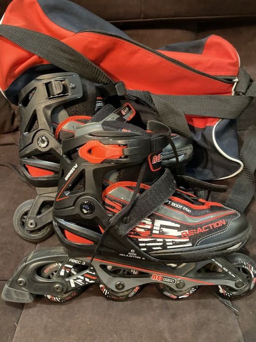 Роликовые коньки