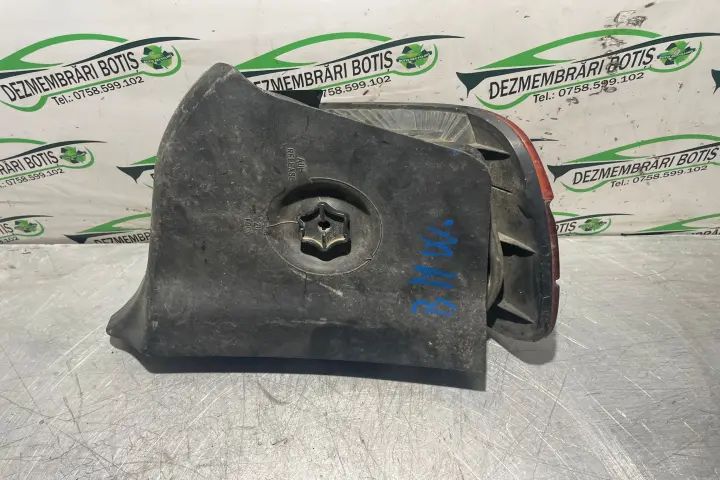 Lampa/tripla stop pe aripa 29270102 BMW Seria 3 2001 318ti MT (143 hp)