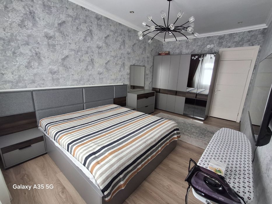 Ц2 Алайский базар Габус 3/3/8 120 м2 квадрата