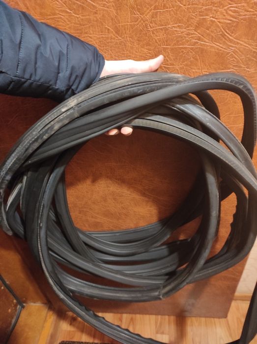 Уплотнители дверей Приора/ВАЗ 2170