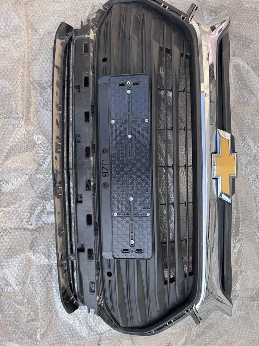 Облицовка на авто Трекер-2 холати зур.