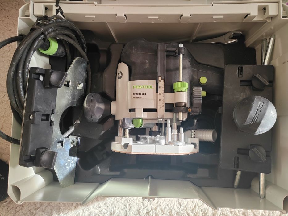 Scule profesionale noi, PRETURI IN POZE SI IN DESCRIERE. Pentru detalii mesaj