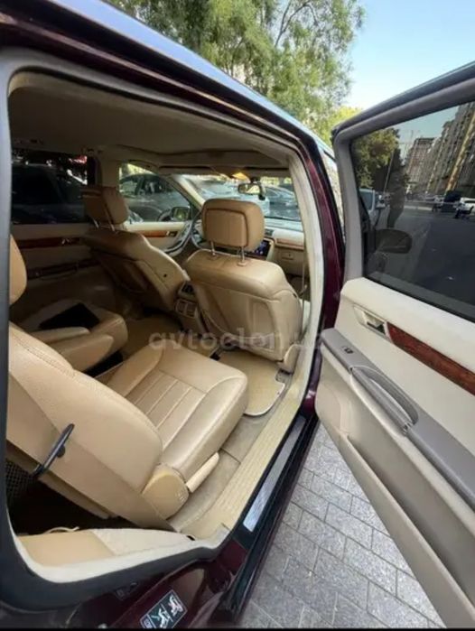 Mercedes-Benz R 350