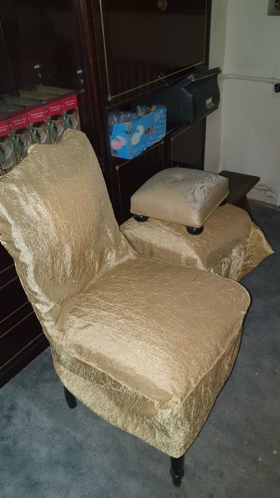 Canapea aurie stil Napoleon III plus fotolii