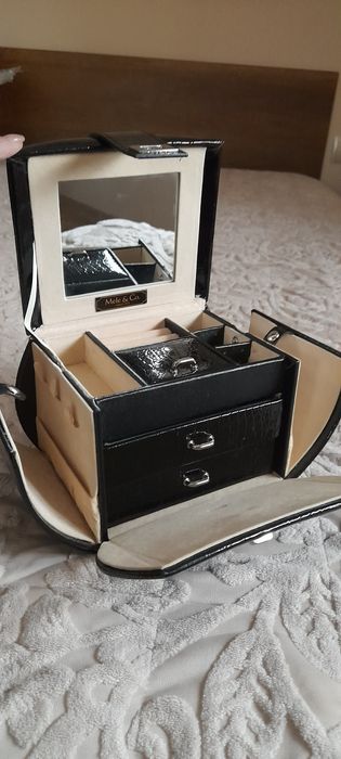 Луксозна кутия за бижута