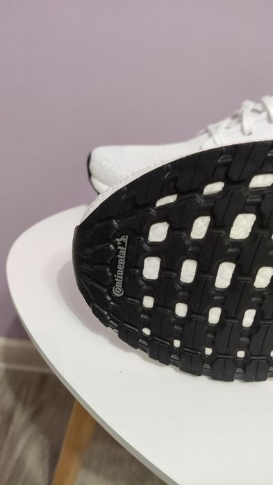 Нови мъжки маратонки Adidas Ultraboost 20 номер 42