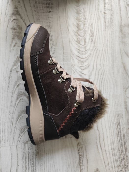 Зимни обувки  36 номер