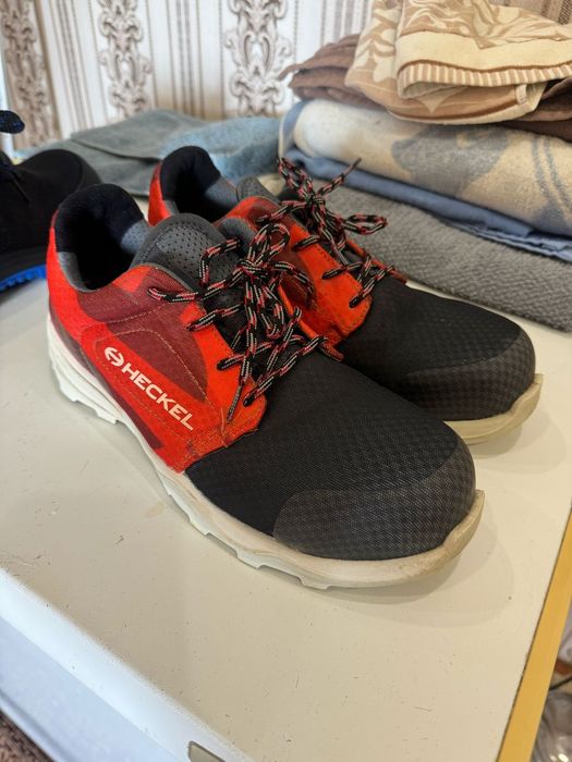 Продам Люстры разные