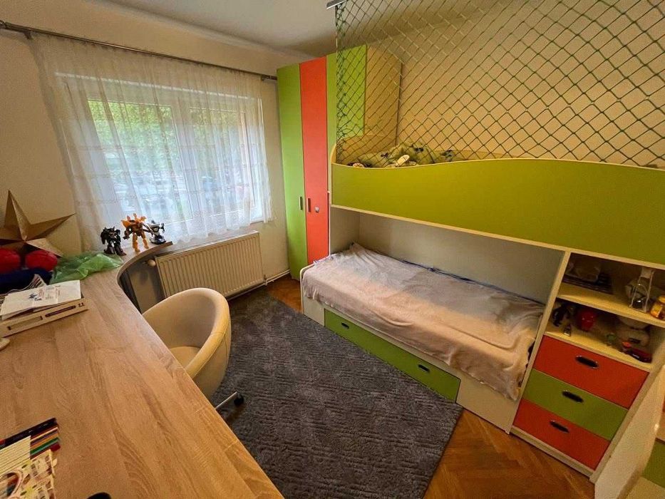 ideal pt FAMILIE cu copil: 3 camere - Parcare - Mobilat- Utilat - Racadau / Valea Cetatii, Brasov