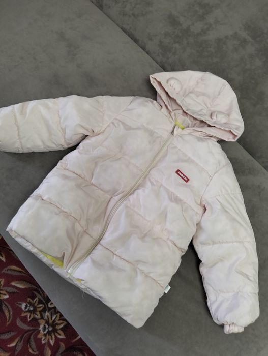 Куртки весна  р120