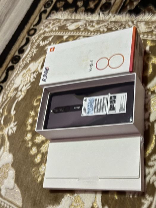 Redmi 8 sotiladi ideal xolatda karopka dakument