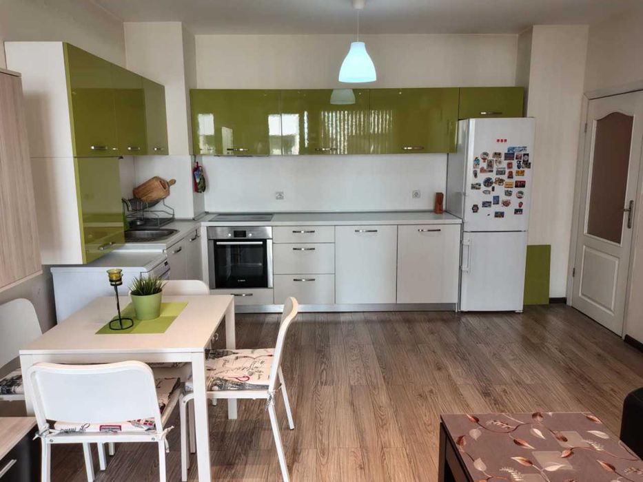 Дава се под наем Двустаен апартамент в Пловдив, Южен - 48 кв.м за 350 € - Снимка #1