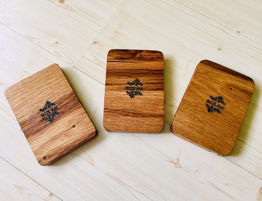 Suport pentru telefon din lemn de Stejar