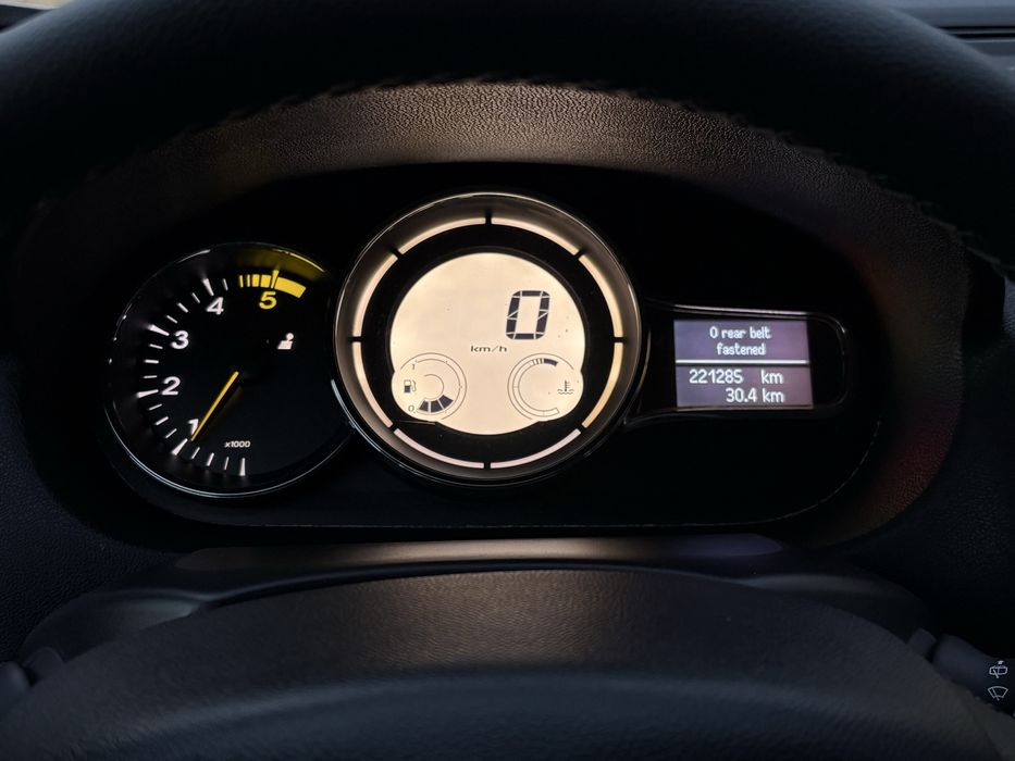 Renault Megane 1.5 dci ,6 trepe ,Navigatie , Incalzire in scaune