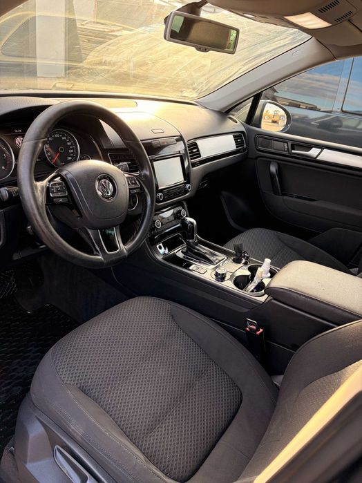 WV- TOUAREG 3.0 Diesel 2012