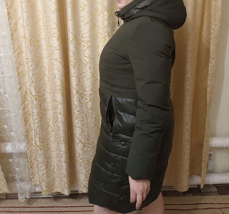 Продам пуховик демисезонный