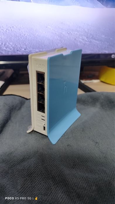 Продам роутер Microtik