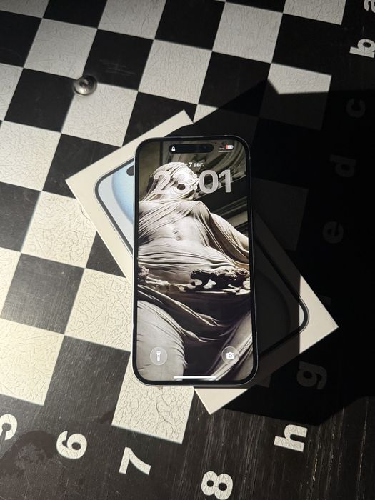 Продам Iphone 15 256gb 82 АКБ