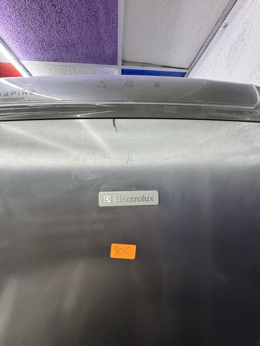 Хладирнек с фризер gorenje