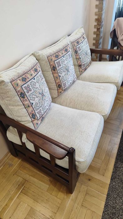 Винтидж италианска холова гарнитура от масивно дърво