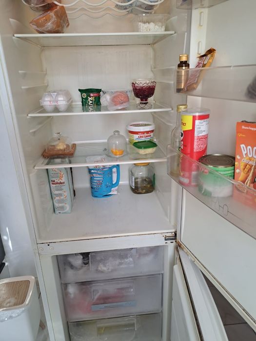 Холодильник фирмы Zanussi