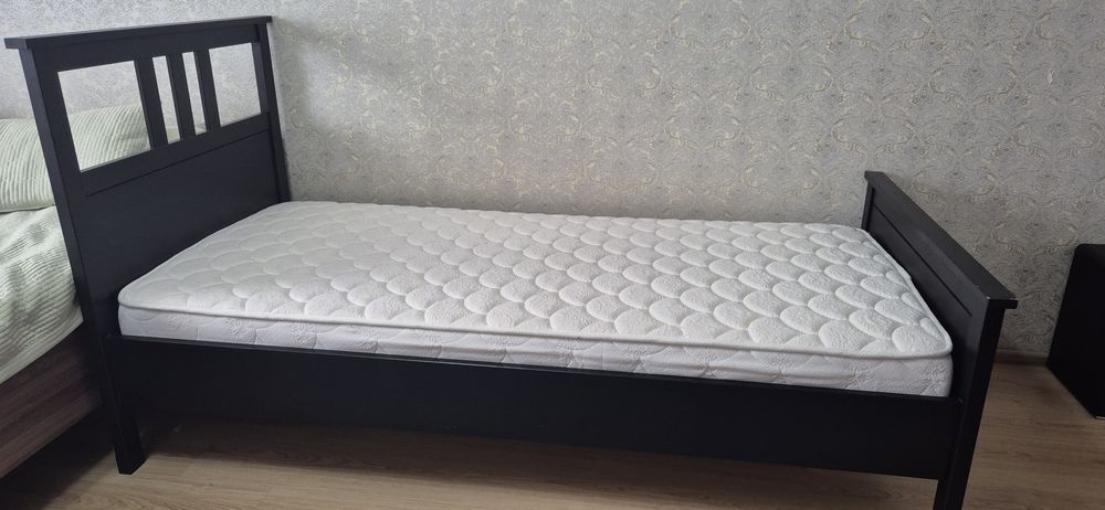 Продам две кровати ИКЕА