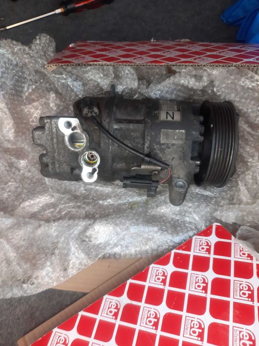Compresor BMW E 90 318 I