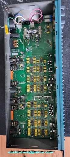 egalizator profesional BSS FCS-966