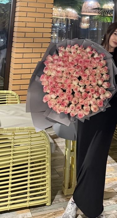 111 штук роза букет огромный