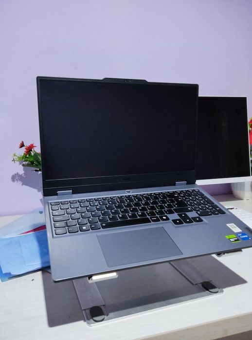 Lenovo LOQ 3oy gar