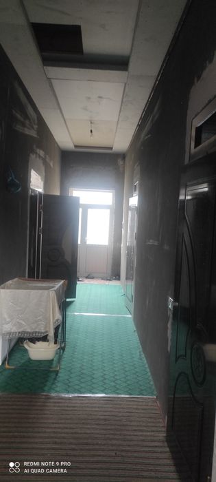 Uy sotiladi Nazarbeda 3 sotu 4 xo bitta addelna gazxona 3 sanuzel